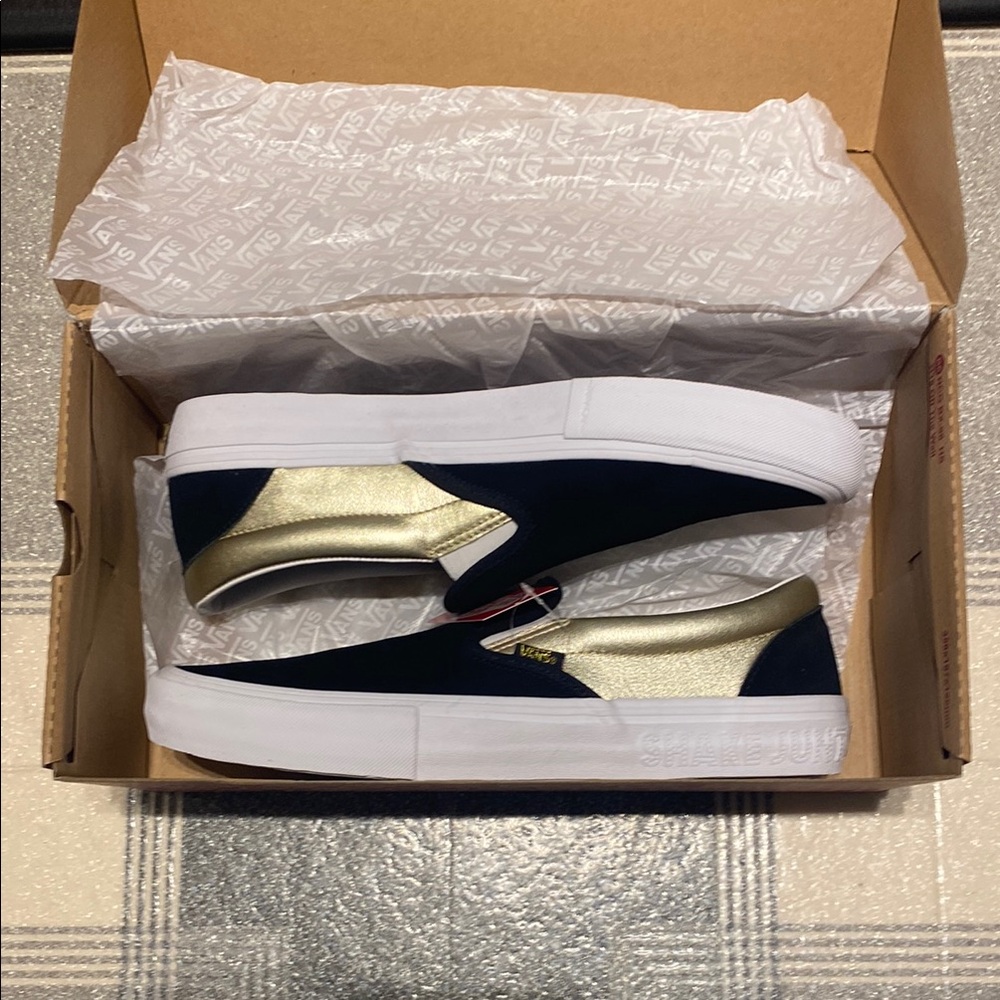 New Vans X Shake Junt Slip-On Pro shoes in 11.5